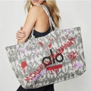 NWT ALO Limited edition grafiti tie dye shopper tote bag